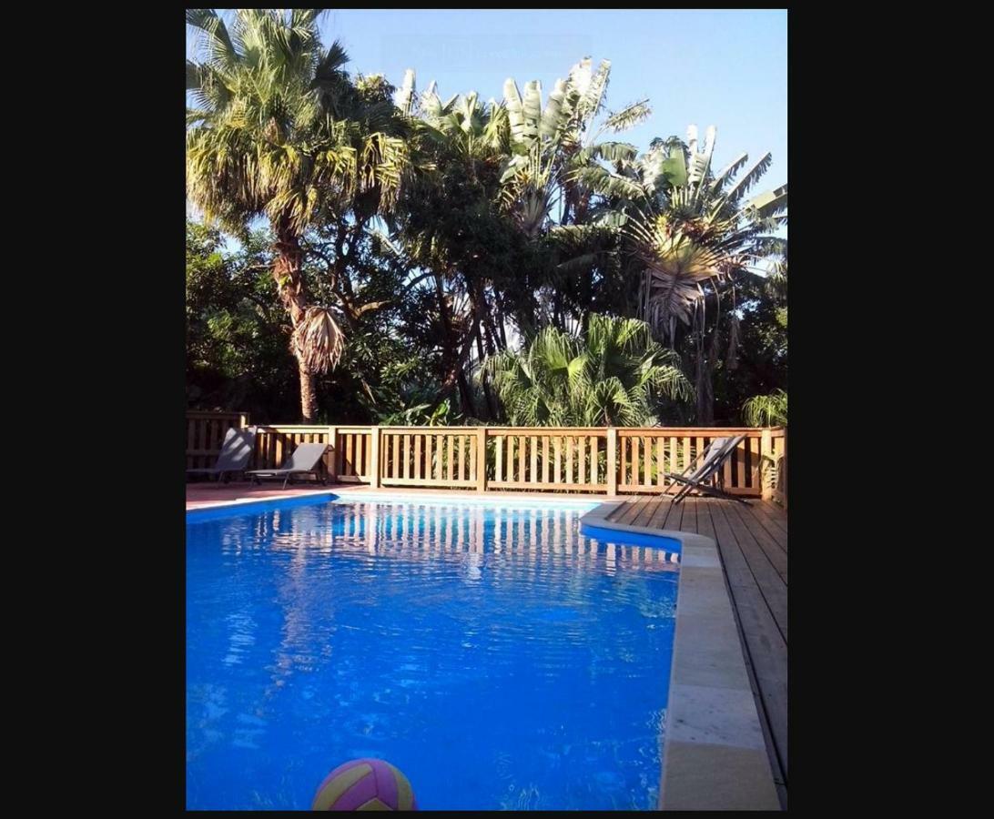 Bed and Breakfast Le Four A Pain Saint-Philippe Exteriér fotografie